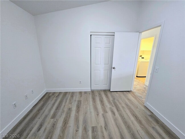 Building Photo - 2321 Blackberry Valley Way