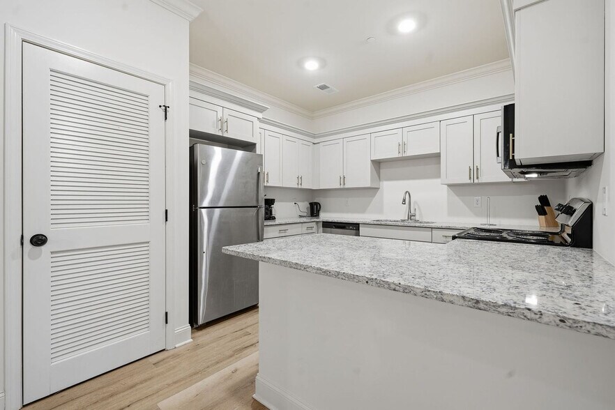 Building Photo - 29789 Hardiman Rd