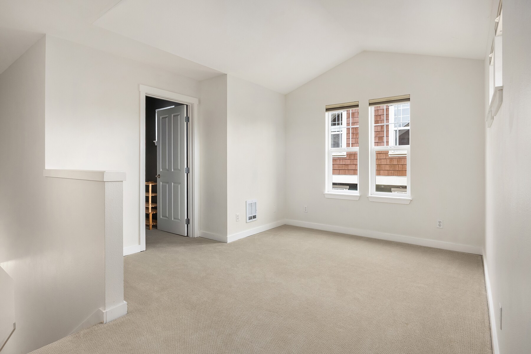 Building Photo - 5430 California Ave SW