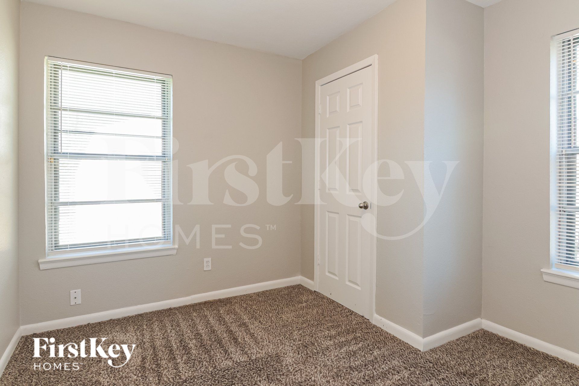 Building Photo - 1421 Belmont St