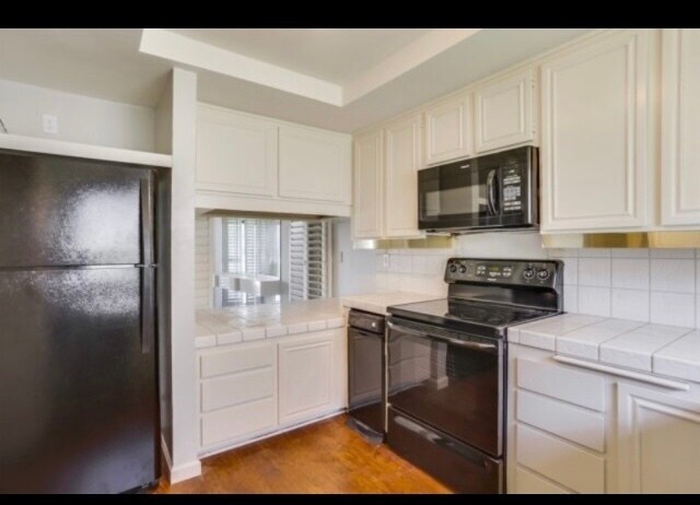 Kitchen - 1941 Alga Rd