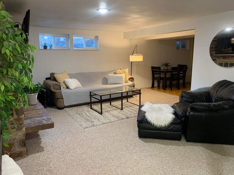 Building Photo - 2295 Timpview Dr