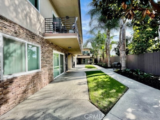Building Photo - 12425 Harris Ave
