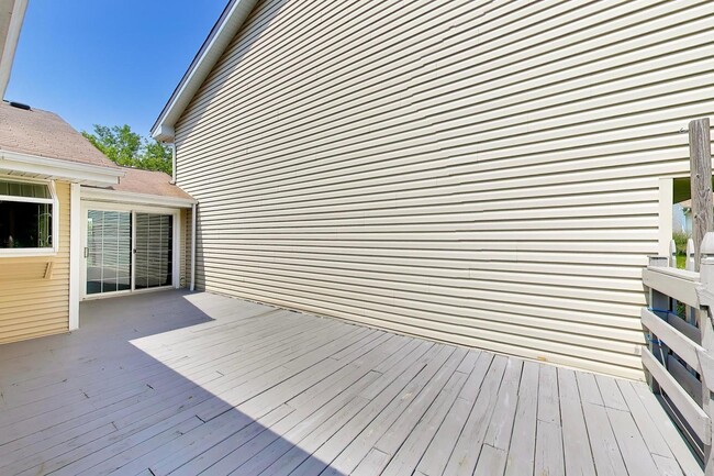Building Photo - 106 Regency Dr