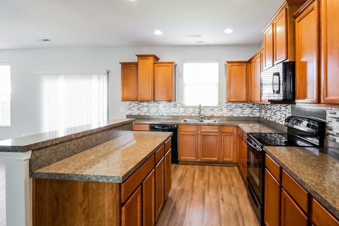 Building Photo - 442 Village Park Dr