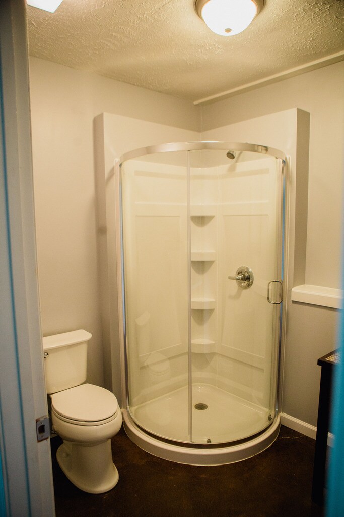 Building Photo - 3321 N Kinser Pike