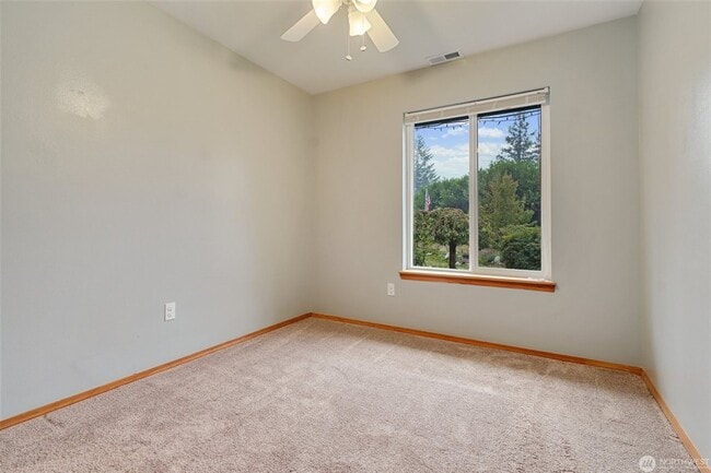 Building Photo - 16107 Goldbar Blvd