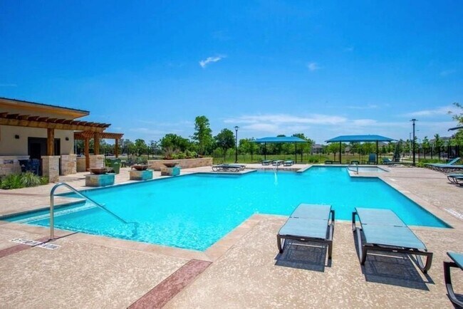 Building Photo - 2420 Pecan Island Dr