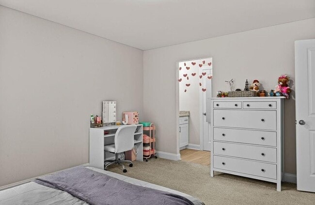 Building Photo - Currin Hill - "Coming Soon"
