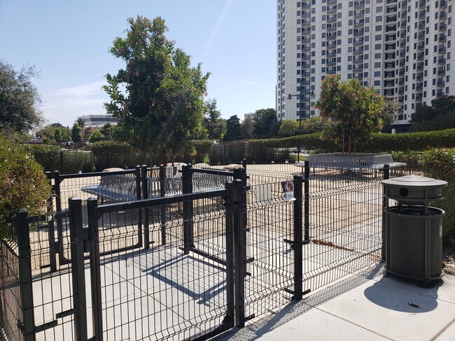 Building Photo - 6400 Christie Ave