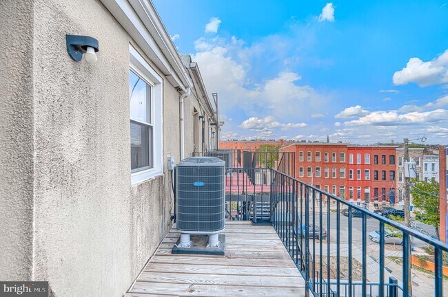 Building Photo - 1729 Guilford Ave