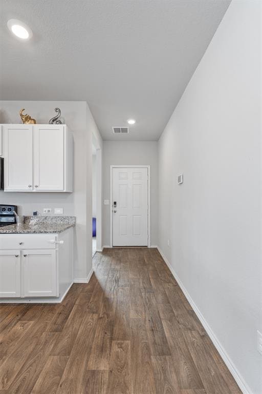 Building Photo - 6112 Montrelia Dr