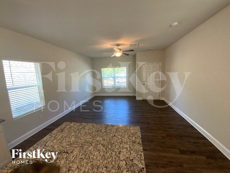 Building Photo - 5225 Cobblestone Glen Dr