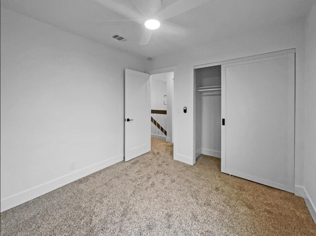 Building Photo - 7952 Summerplace Dr