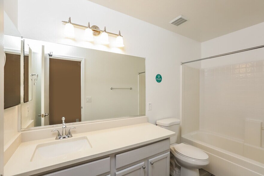 Building Photo - 22518 W Cocopah St