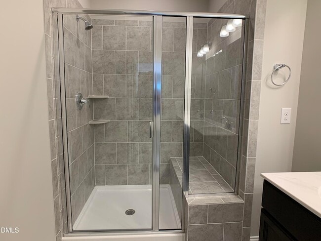 Building Photo - 672 Barneswyck Dr