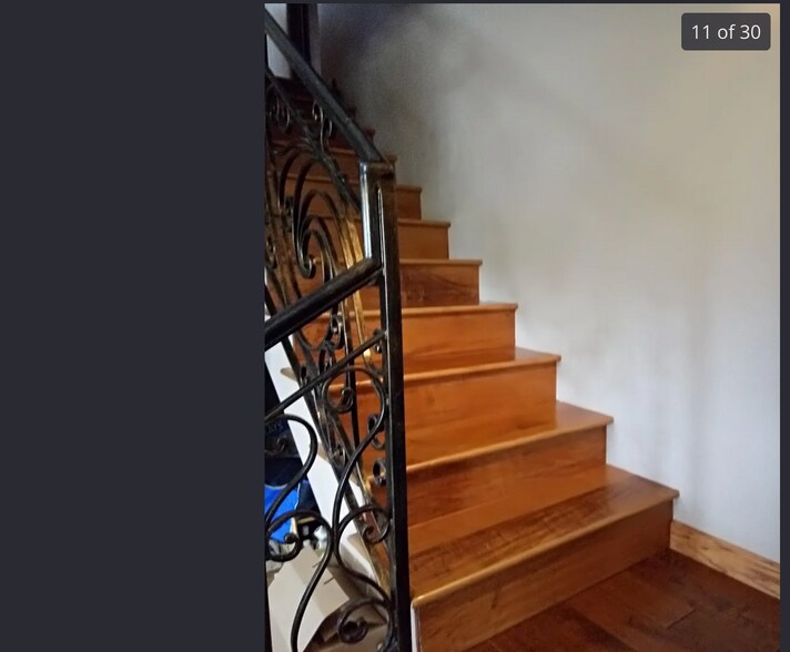 Building Photo - 23 Avenida Lobeiro