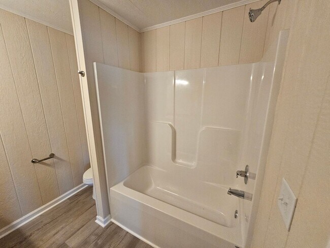 Building Photo - 7692 Windward Point Dr