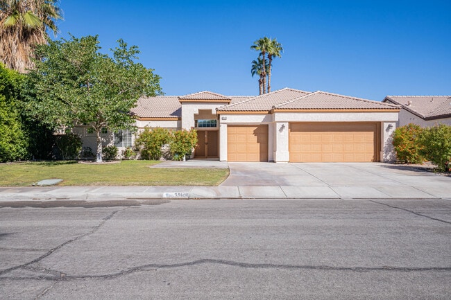 Building Photo - 79120 Canterra Dr