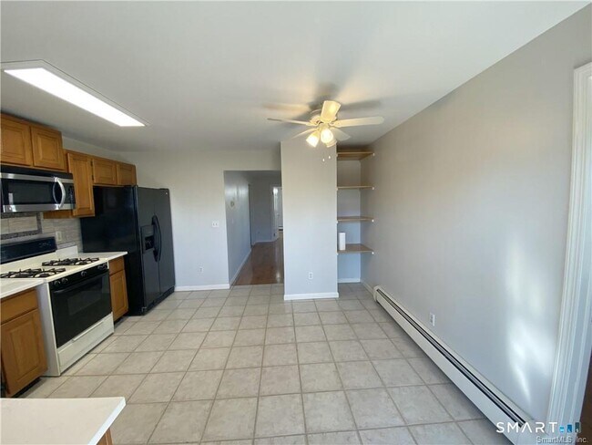 Building Photo - 135 Ridgely Ave