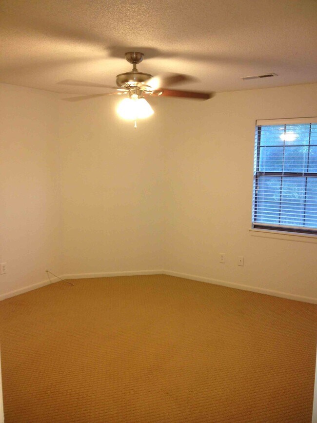 Second master with large closet - 217 SW Pinetree Ln