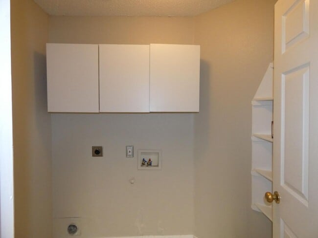 Building Photo - 5417 Royal Birkdale Dr