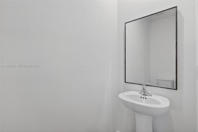 Building Photo - 3595 NW Solange Ct