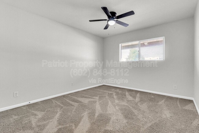 Building Photo - 449 E Harmony Ave