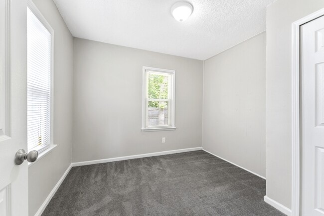 Building Photo - 20237 Midway Ave