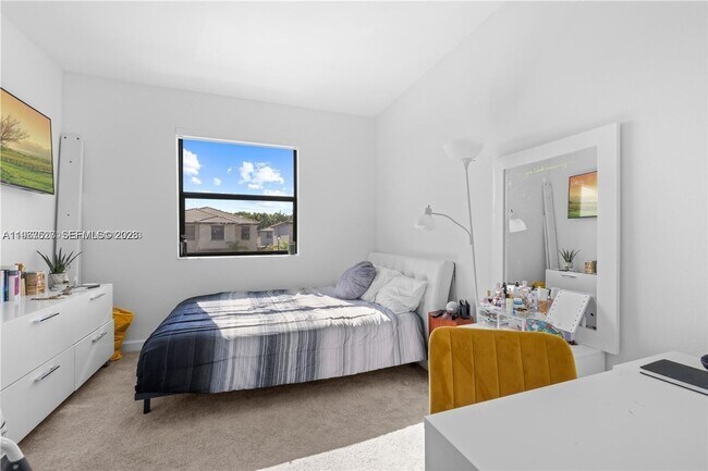 Building Photo - 25449 SW 108th Ct