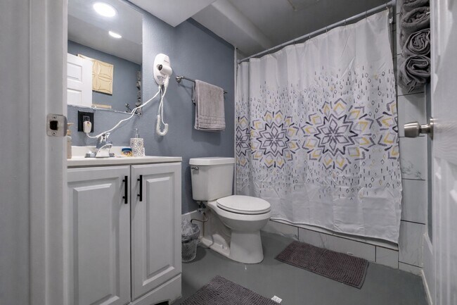 Building Photo - 4017 Avenue M