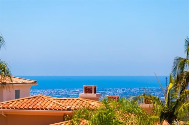 Building Photo - 1 Stone Pine Dr