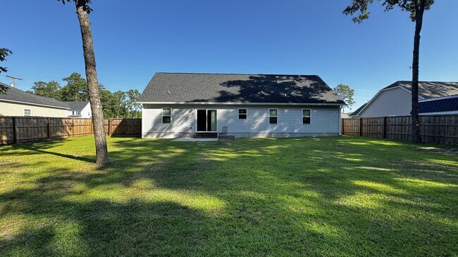 Building Photo - 225 Westfield Dr
