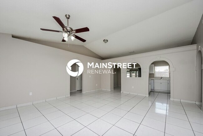Building Photo - 3 Bedroom Pet-Friendly Home in Kissimmee, ...