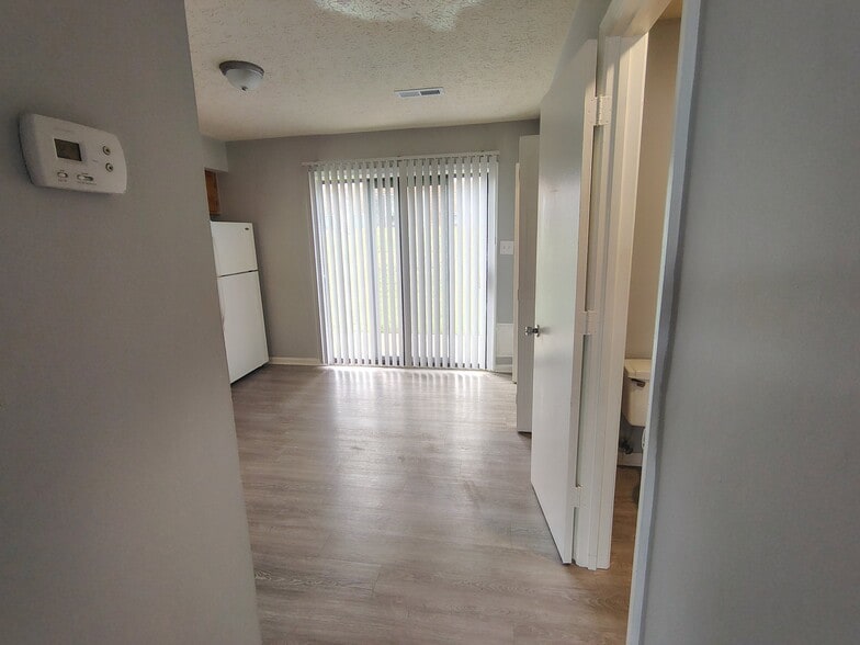 Building Photo - 16 Duiguid Dr