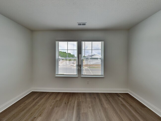 Building Photo - 1028 Bethany Dallas Dr