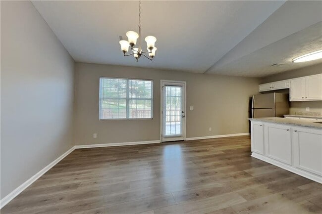 Building Photo - 3202 Windgate Dr