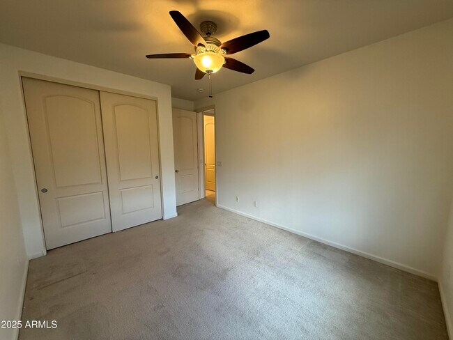 Building Photo - 2807 E Desert Broom Pl