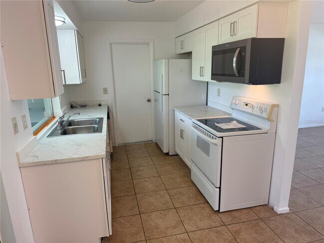 Building Photo - 3412 Spainwood Dr