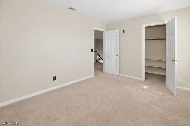 Building Photo - 747 Canyon Crest Dr