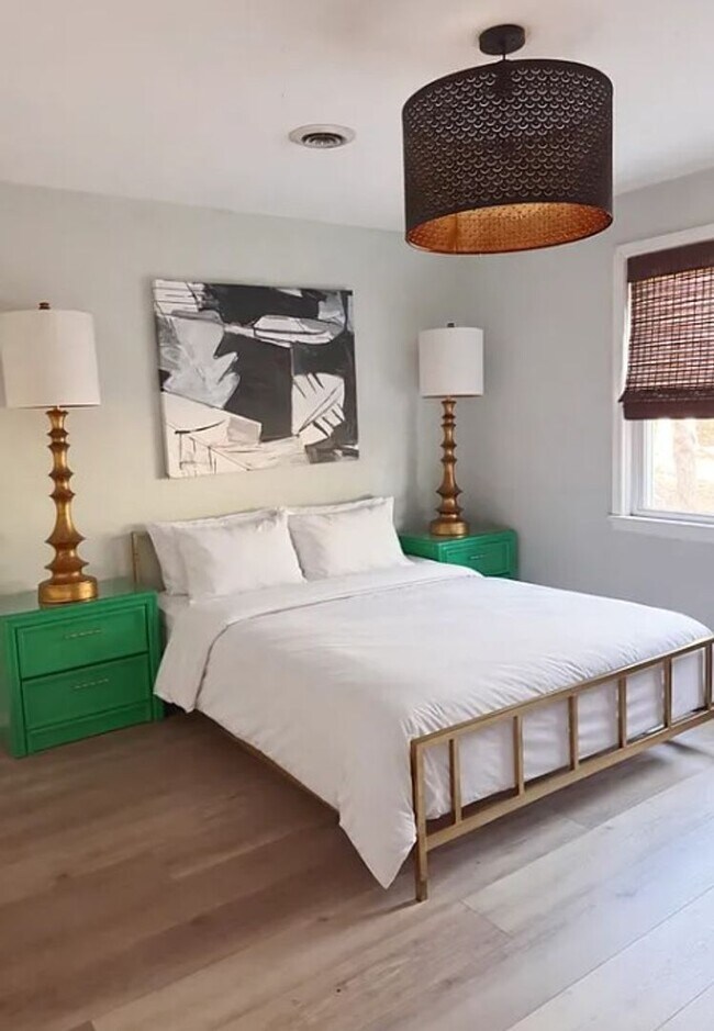 Building Photo - 1026 Clark Rd SW