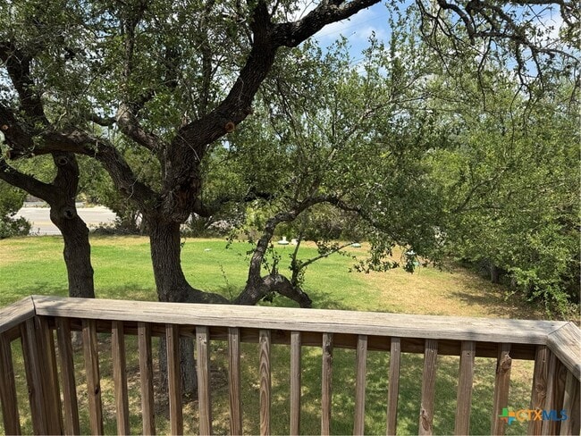 Building Photo - 7691 Farm to Market 32