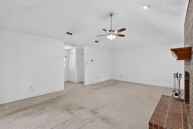 Building Photo - 7517 Crosstimbers Ln
