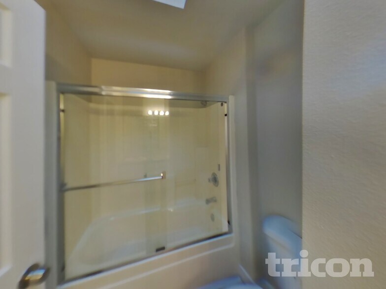 Building Photo - 4518 S 79th St