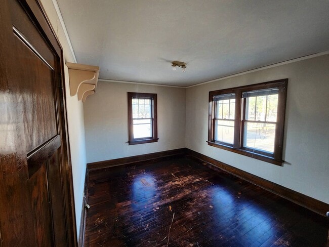 Building Photo - 1718 Grand Ave