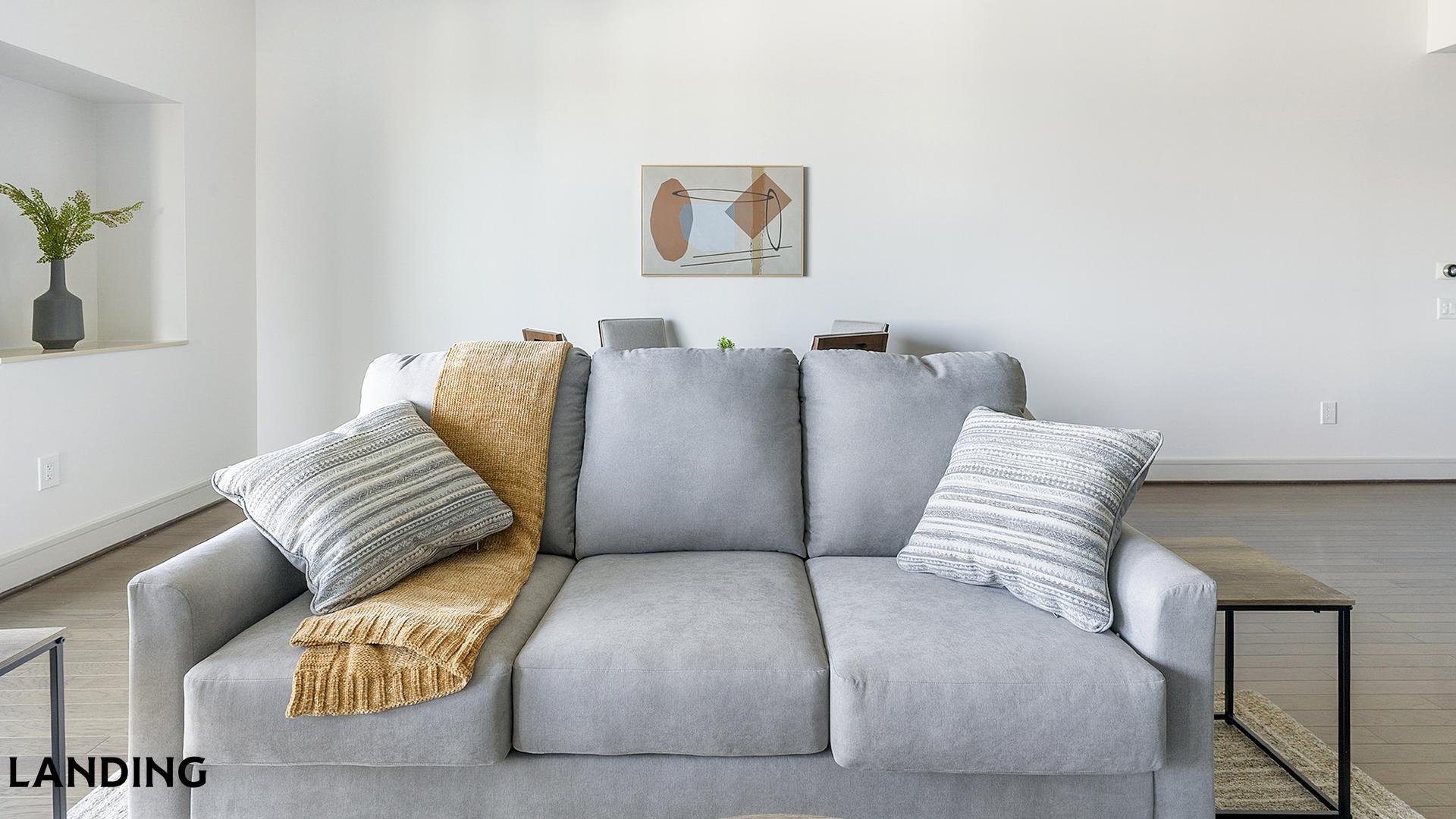 Building Photo - 777 Preston St