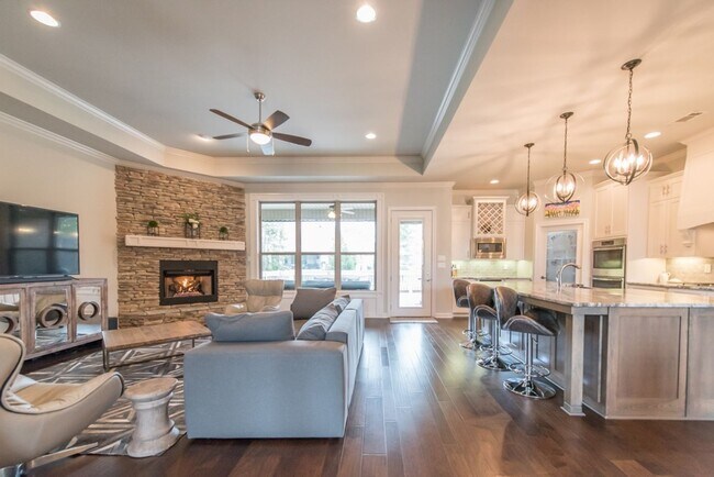 Building Photo - Sherwood Rental