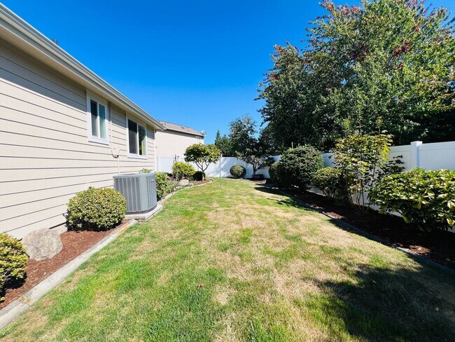 Building Photo - Beautiful 4 bedroom, 3 bath Mount Vernon Home