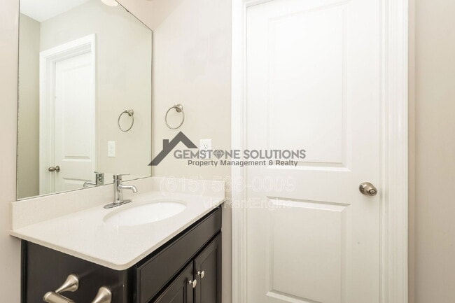 Building Photo - 345 Kara Ln