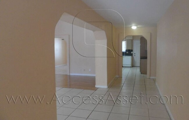 Building Photo - Great Single Story 3 Bed/2 Bath Home In Cathedral City!